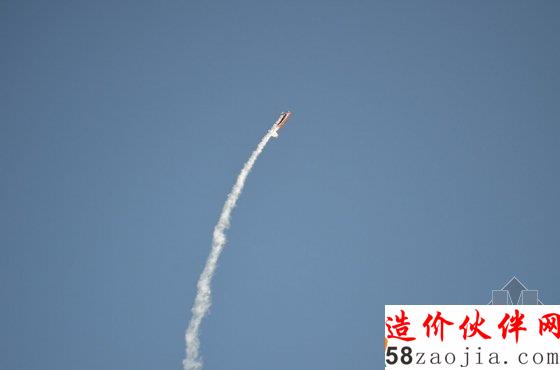 无人机大师秀、水上飞人表演、极限运动嘉年华轮番登场“十一”长假来绿博园看精彩活动