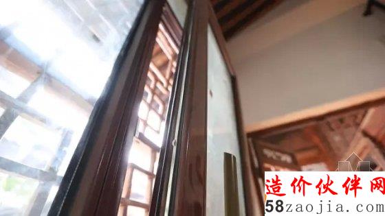 仲松挑战晚清旧宅改造 让老宅家人落叶归根