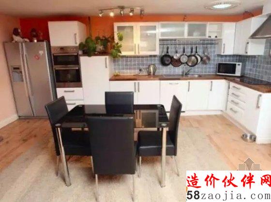 德国二战废弃碉堡荒废73年 如今摇身变别墅