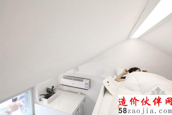 谦虚旅舍,一些还给院子的小面积