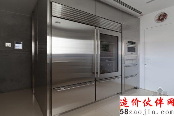 新古典公寓完全颠覆改造 将自然元素搬进住宅!