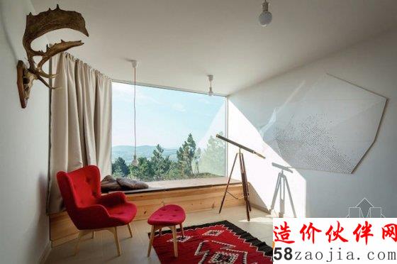 这个山上小屋,算不上豪华但是让人内心平静