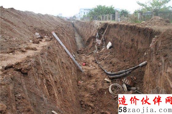 四川德阳施工地发生坍塌