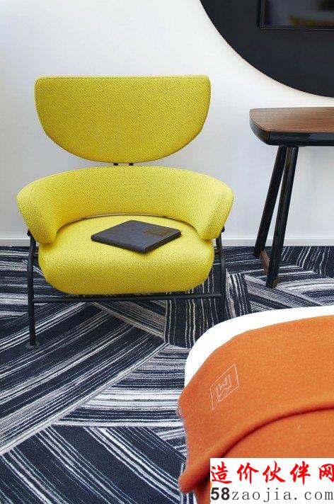 工业风与撞色魅力 巴黎艺术酒店Du Ministere扩建工程