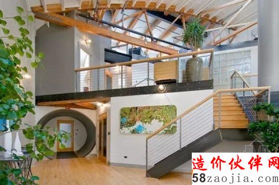 这世界怎么了 一对夫妇变卖别墅住仓库!