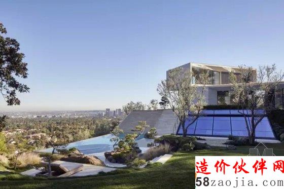 票房10亿美元的导演家是什么样的呢?