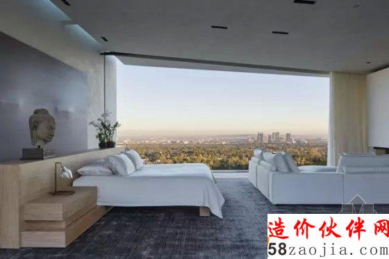 票房10亿美元的导演家是什么样的呢?