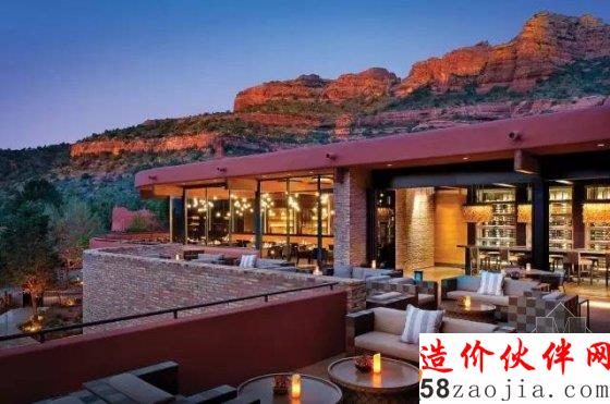 藏在红色山谷中的酒店 好莱坞大片拍摄地