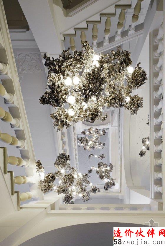 这间工作室一定想要表达灯火阑珊的美景!