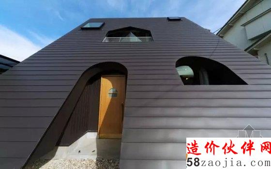 墙“倒”屋不塌!日本岐阜一座斜山墙住宅