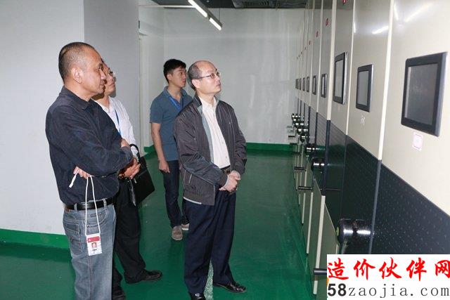 03  �ι۷�ɽ��ȫ�Զ������ⷿ