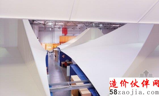 集装箱和帐篷结合会出现怎样的创意办公室