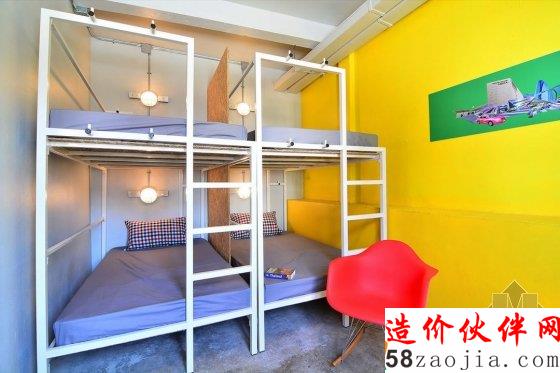 曼谷这家青旅 混乱拥挤中有种特别的美