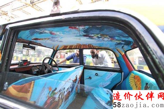 爆改出租车!脑洞大的把风景挪到了车内