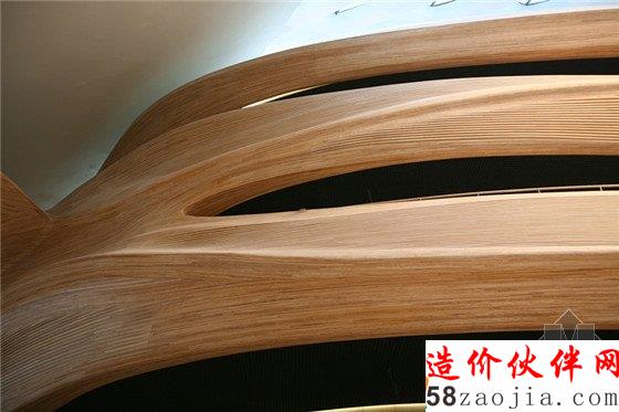 哈尔滨大剧院装饰木条水曲木