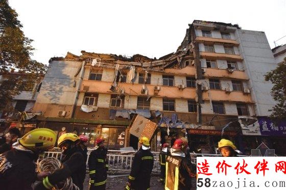 萍乡居民楼坍塌事故后 谁来管住“野蛮装修”的黑手?