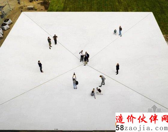 德国设计了一个忧郁广场 也许你可以在这里体会更多