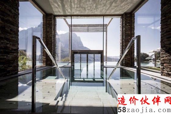 阿尔卑斯山成了这个小旅馆最好的装饰