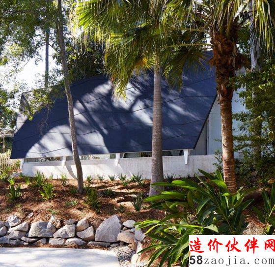 亚热带植物园里 有一个设计感全白工作室