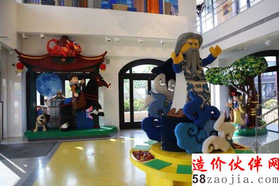 去上海迪士尼乐园 顺路看看全球最大乐高旗舰店