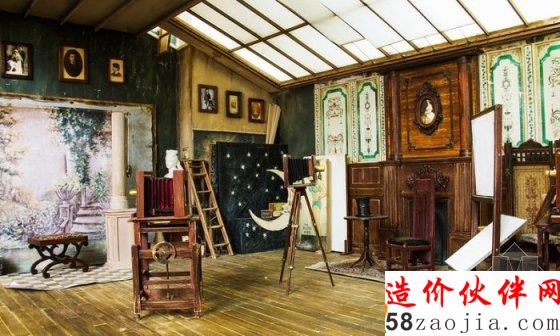 土耳其手工艺人打造出超级逼真的复古影楼模型