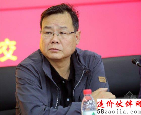 山西省建工集团副总经理郝登朝