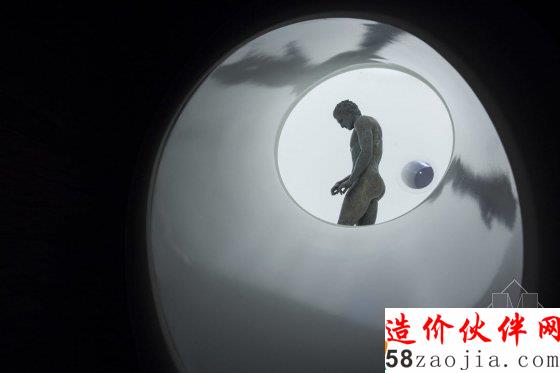 克罗地亚的一个博物馆,竟然只放了一尊青铜雕像