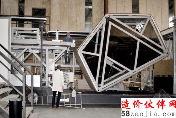 这个用硬纸板做的小房子 据说至少可以住50年