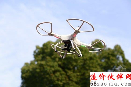 消费级无人机