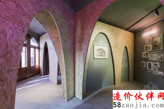 威尼斯双年展 拱门和彩虹之下的多重空间