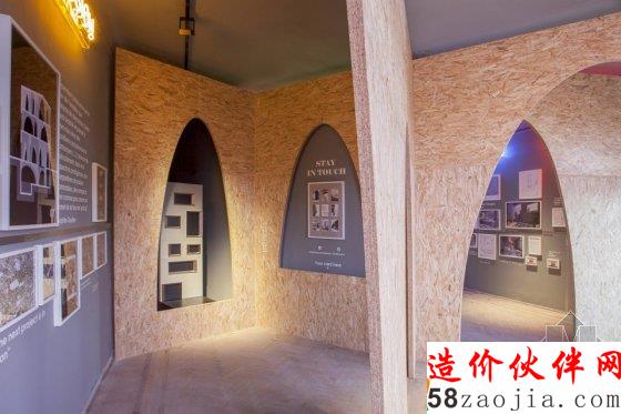 威尼斯双年展 拱门和彩虹之下的多重空间