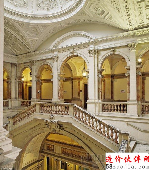 ���������𼪶�սʱ�칫¥���Ľ��ɾƵ�