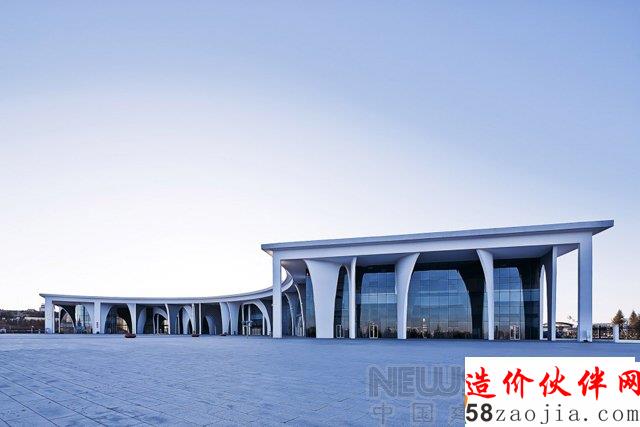 圆柱与拱的结合:鄂尔多斯动物园媒体中心