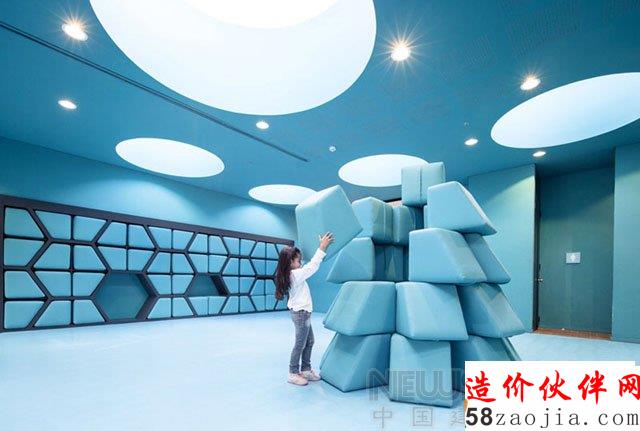 穿梭于色彩中的哥伦比亚校园空间