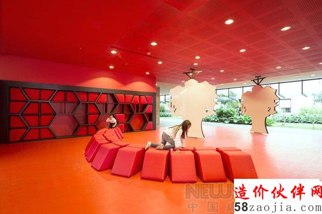 穿梭于色彩中的哥伦比亚校园空间