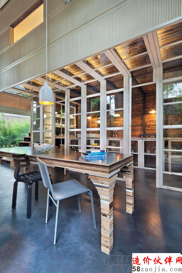 �����Ǹ�����ɵ�סլ������