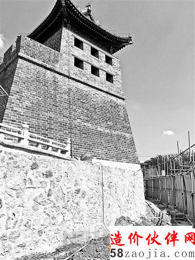 左安门“悬空”角楼搭台“填空” 原址北移11米