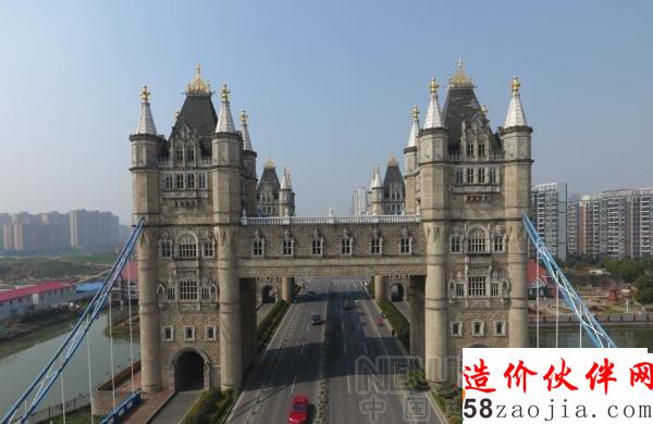 苏州现山寨版“伦敦塔桥”:4座40米高塔楼组成