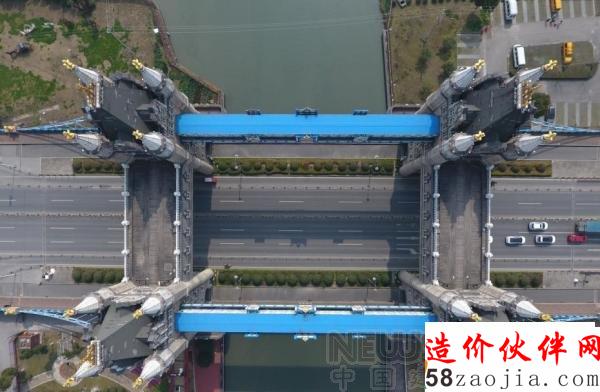 苏州现山寨版“伦敦塔桥”:4座40米高塔楼组成