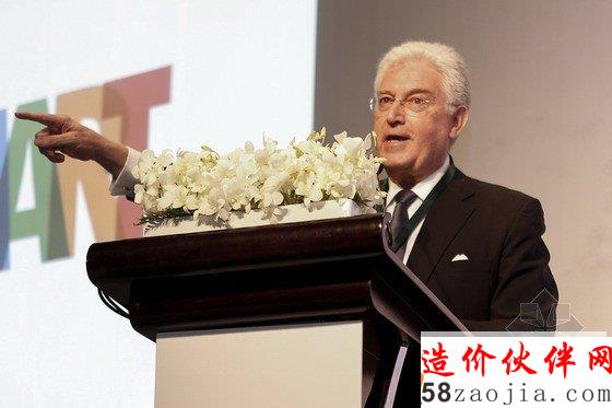 Steven Hicks:SMART度假地产专家委员会执行委员,新加坡SHA酒店管理顾问有限公司总经理