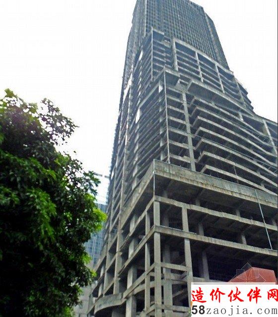 ���ݵ�һ��β¥