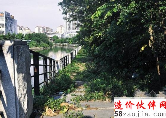 车陂涌好危险!岸边路窄没灯_副本.jpg