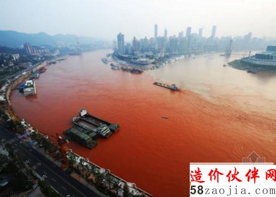 重庆长江水变红疑受污染_副本.jpg